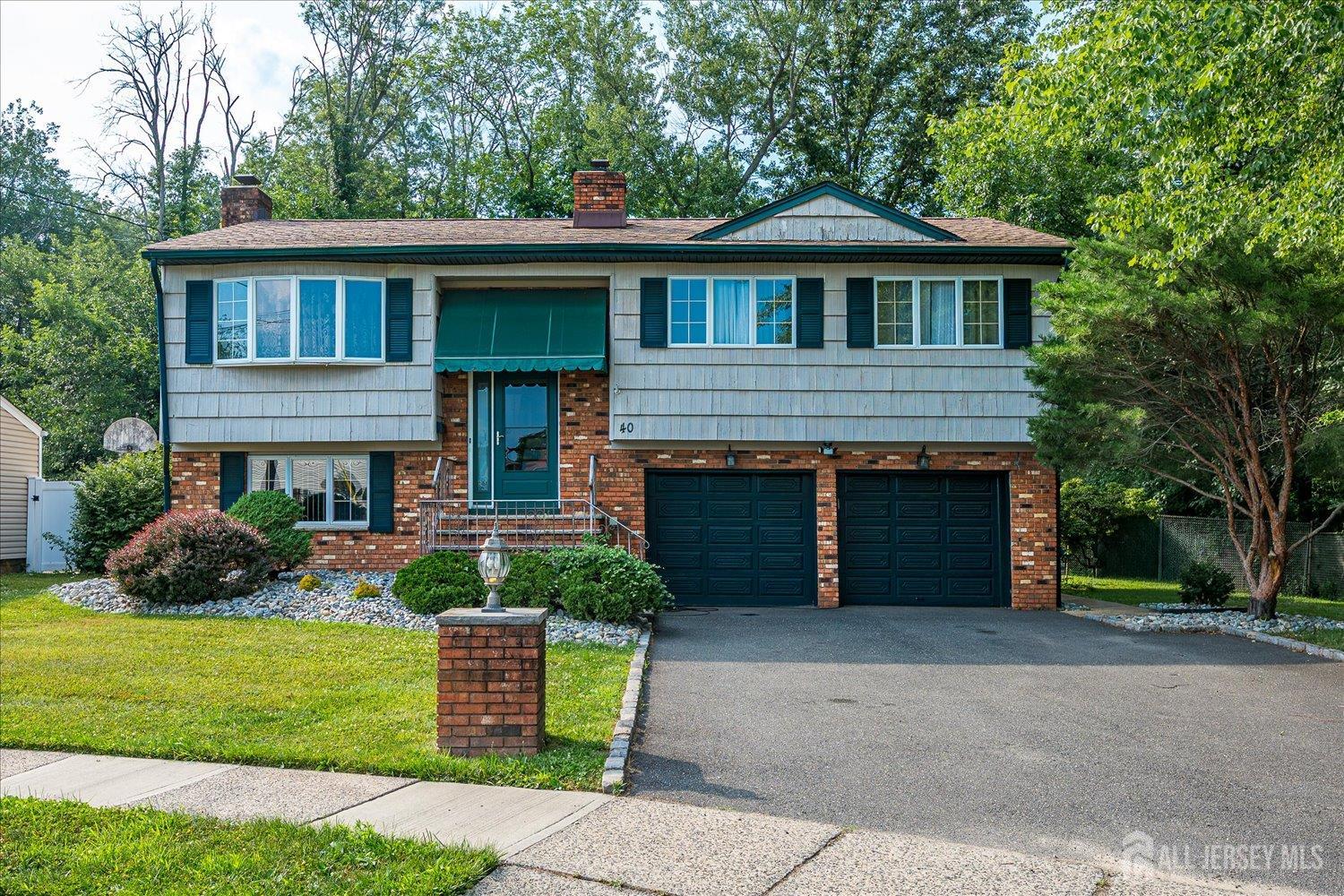40 Winding Road Iselin, NJ 08830 - Photo 2 of 34