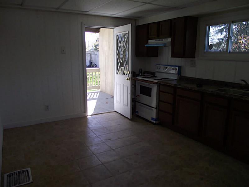 589 Fitz Henry Road Smithton, PA 15479 - Photo 4 of 10 Kitchen.