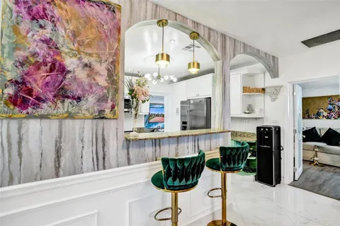 $599,000 | 609 Southwest 2nd Avenue, Hallandale Beach, FL 33009