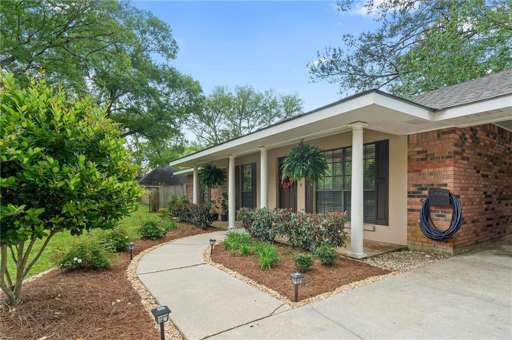 12486 Joiner Wymer Road Covington, LA 70433 - Photo 2 of 19