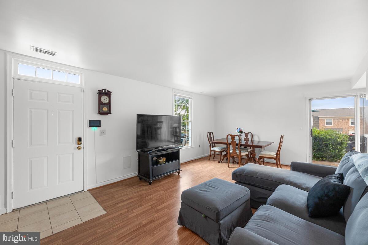 9005 North Laurel Road, Unit L Laurel, MD 20723 - Photo 6 of 25 Gallery Image 6