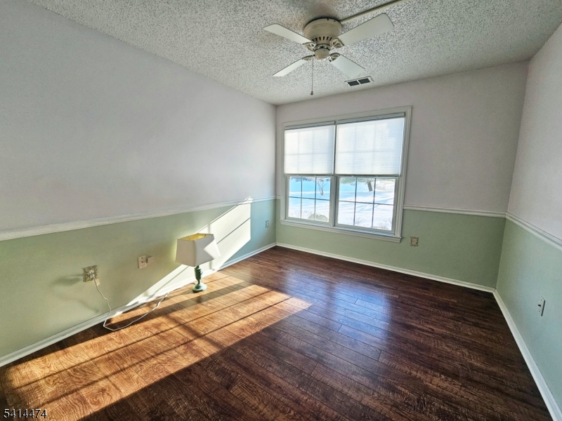 428 Azalea Terrace Somerville, NJ 08876 - Photo 14 of 18