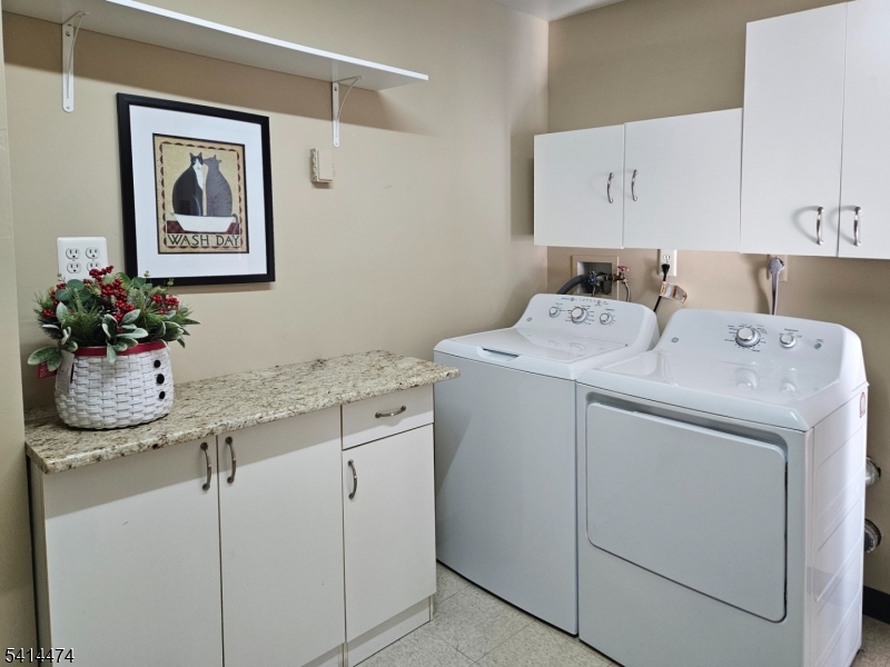 428 Azalea Terrace Somerville, NJ 08876 - Photo 17 of 18