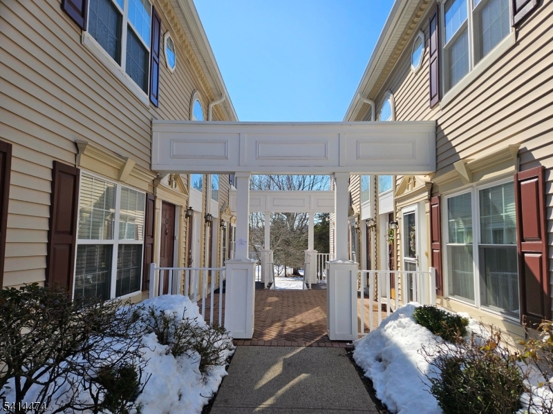 428 Azalea Terrace Somerville, NJ 08876 - Photo 2 of 20