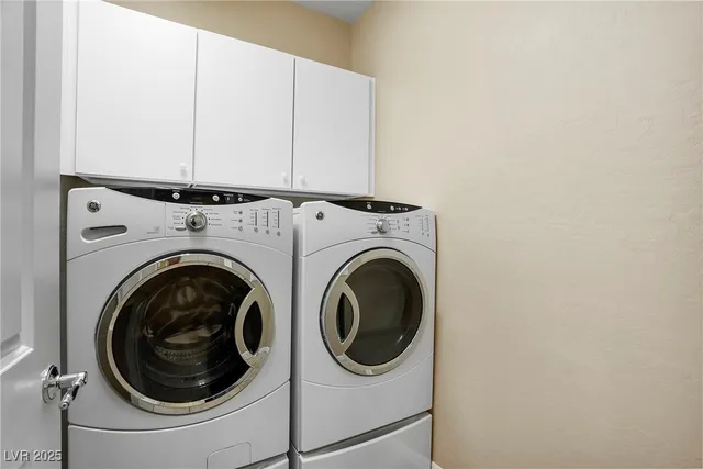 $2,495 | 11239 Filmore Heights Court, Las Vegas, NV 89135