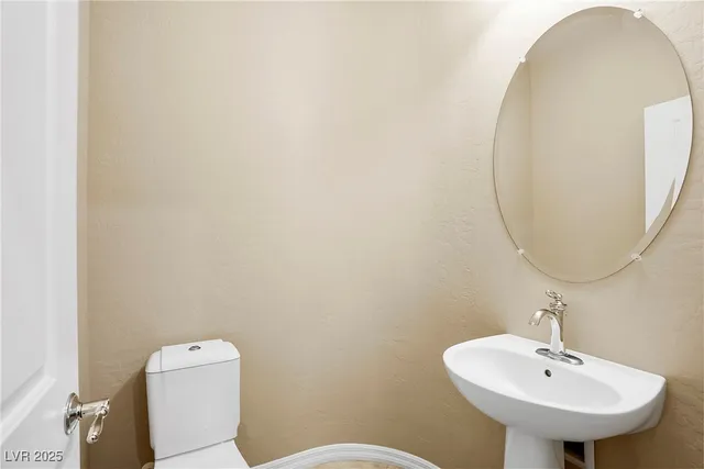 $2,495 | 11239 Filmore Heights Court, Las Vegas, NV 89135