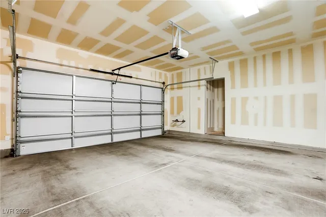 $2,495 | 11239 Filmore Heights Court, Las Vegas, NV 89135