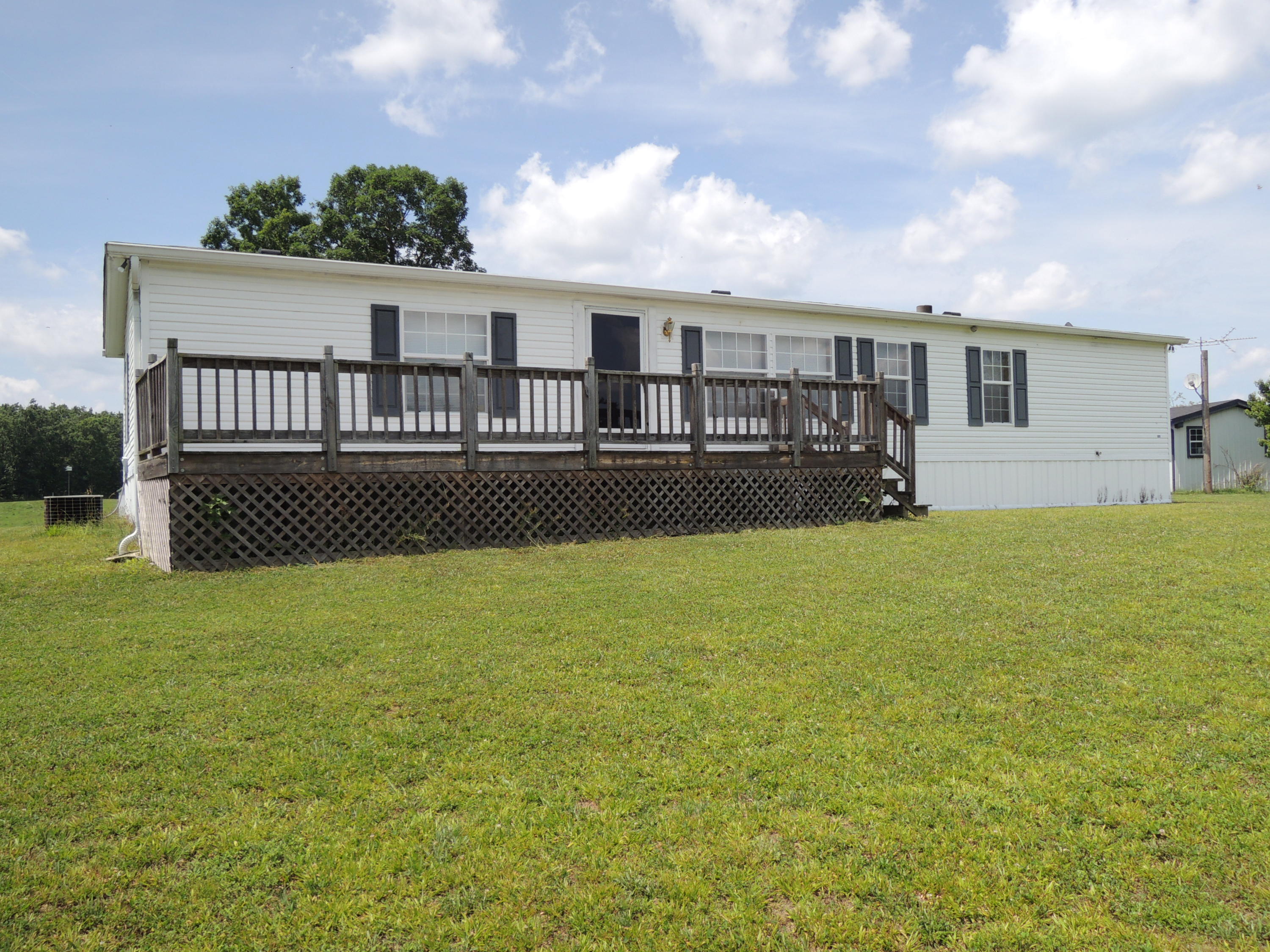 183 Gilbert Stephens Road Jamestown, TN 38556 - Photo 18 of 28 Davis 034