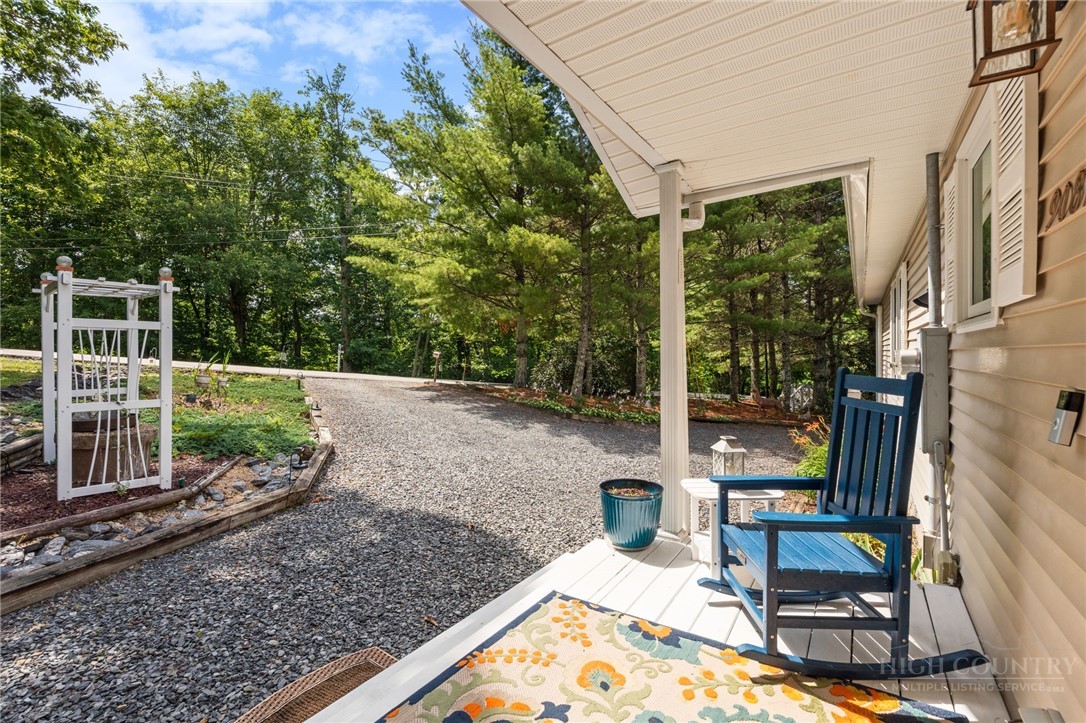 9081 Pittmans Gap Road Newland, NC 28657 - Photo 4 of 49