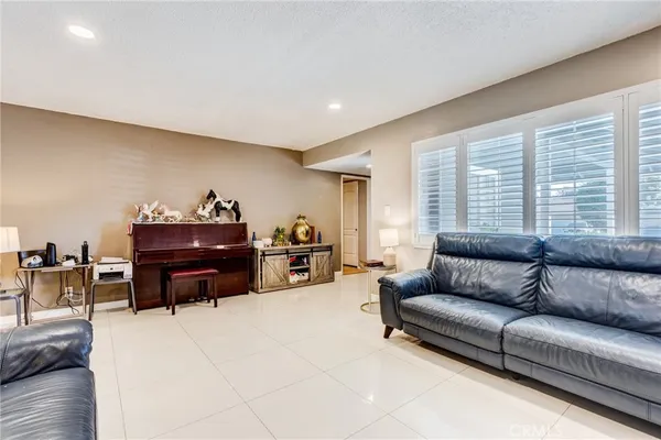 $1,195,000 | 321 North Starfire Street, Anaheim, CA 92807