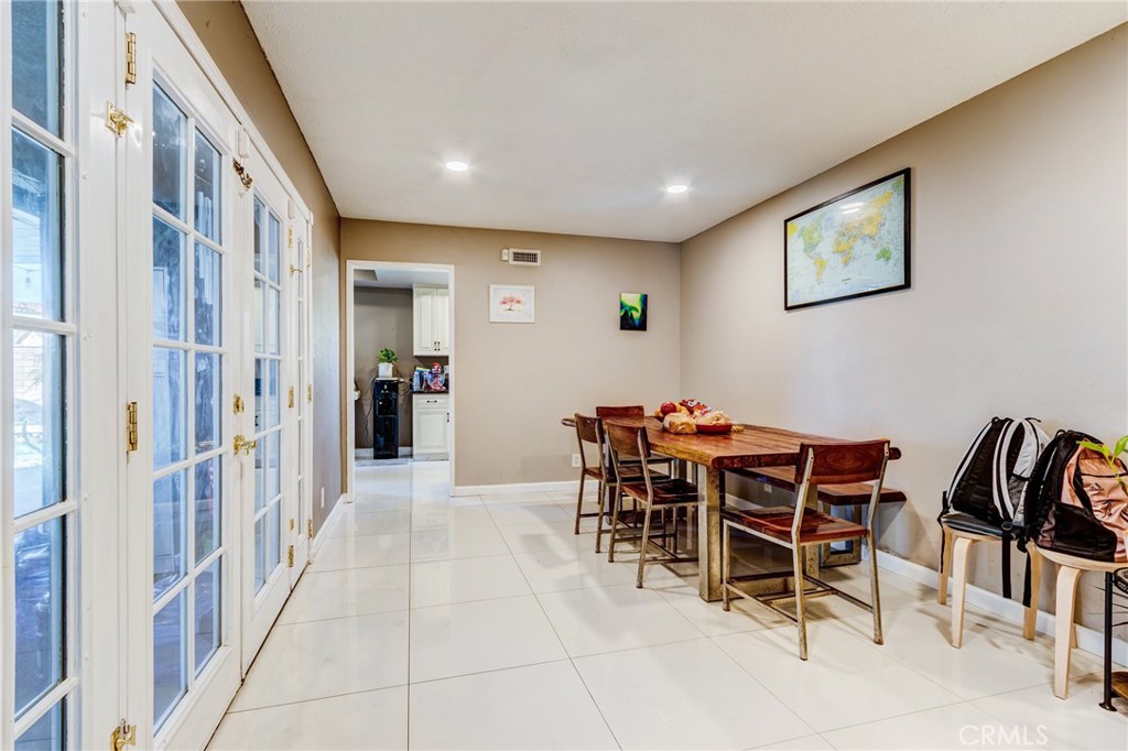 321 North Starfire Street Anaheim, CA 92807 - Photo 14 of 40