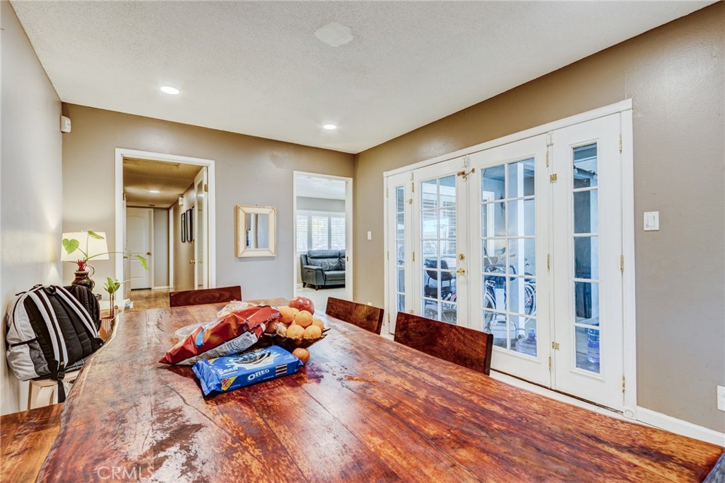 321 North Starfire Street Anaheim, CA 92807 - Photo 15 of 40