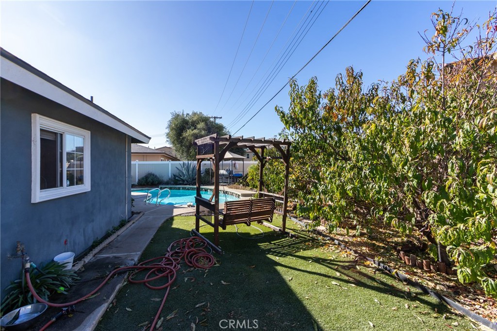 321 North Starfire Street Anaheim, CA 92807 - Photo 33 of 40