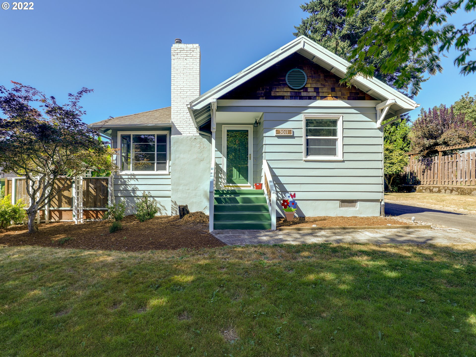 3011 Southwest Flower Terrace Portland, OR 97239 - Photo 2 of 30 Gallery Image 2