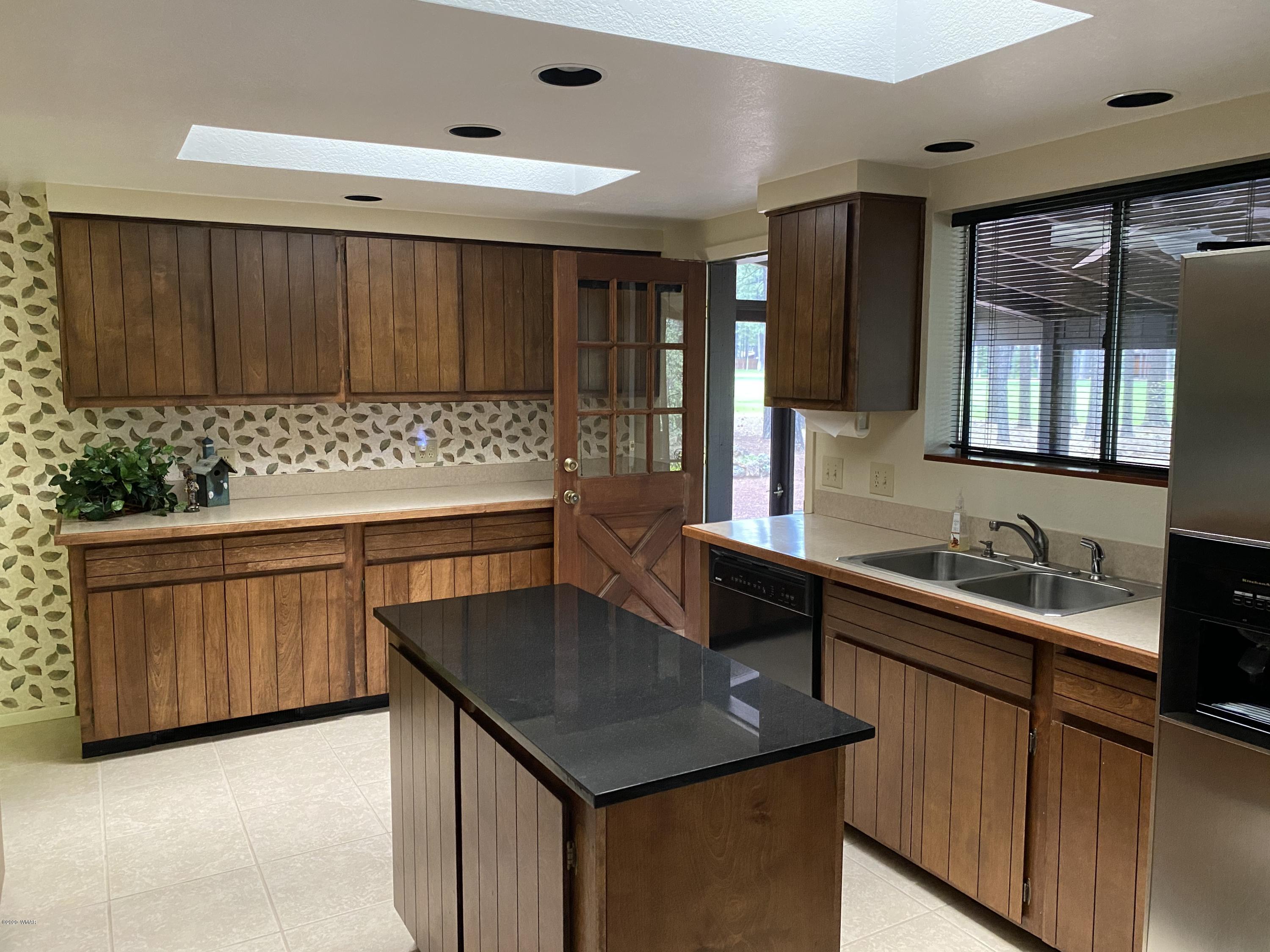 7319 Geronimo Road Pinetop, AZ 85935 - Photo 8 of 24 Gallery Image 8