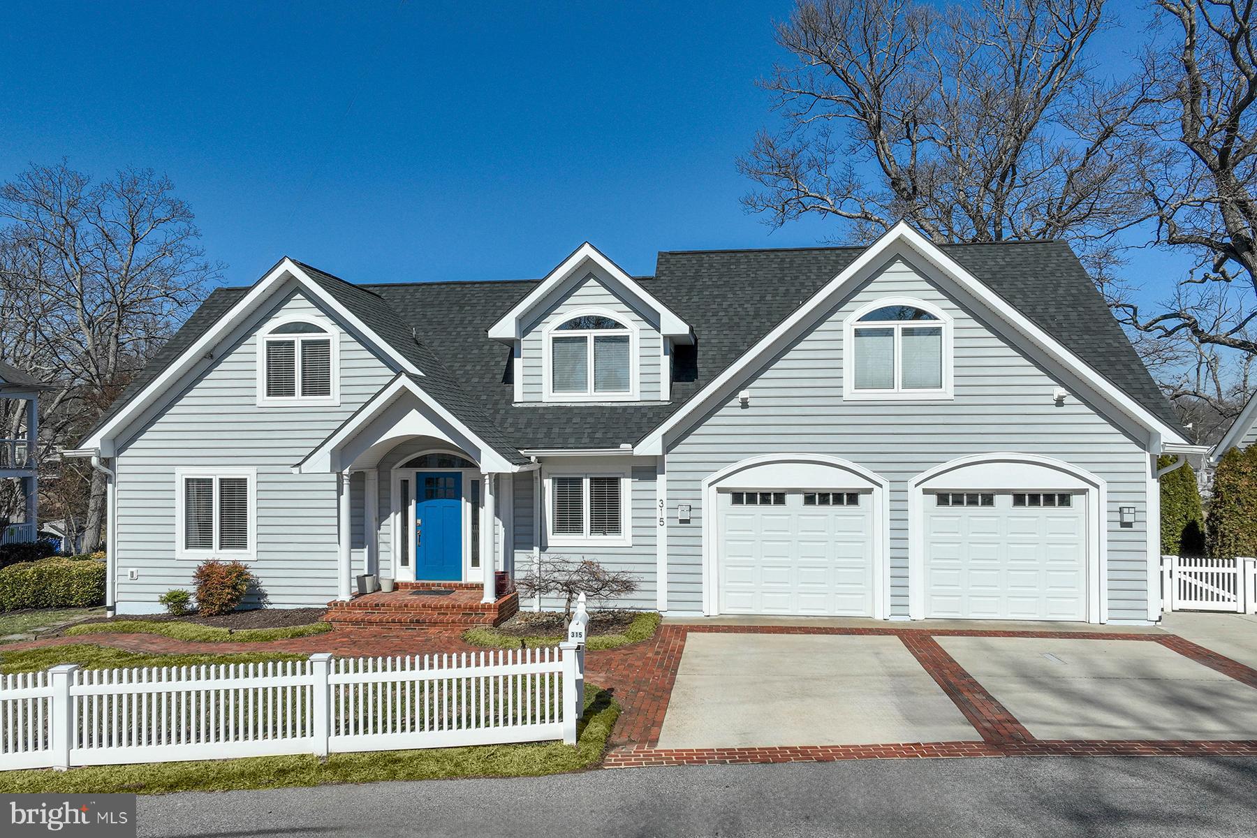 315 Cove Road Riva, MD 21140 - Photo 5 of 38 a front view of a house with a yard