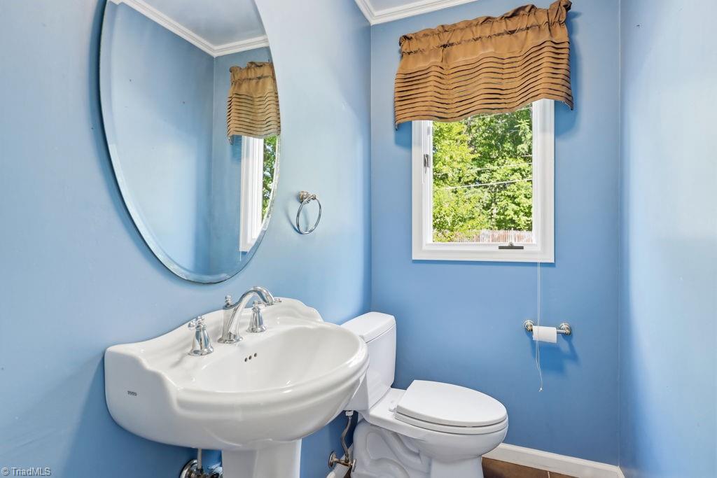 1108 Gatehouse Road High Point, NC 27262 - Photo 22 of 30 Gallery Image 22