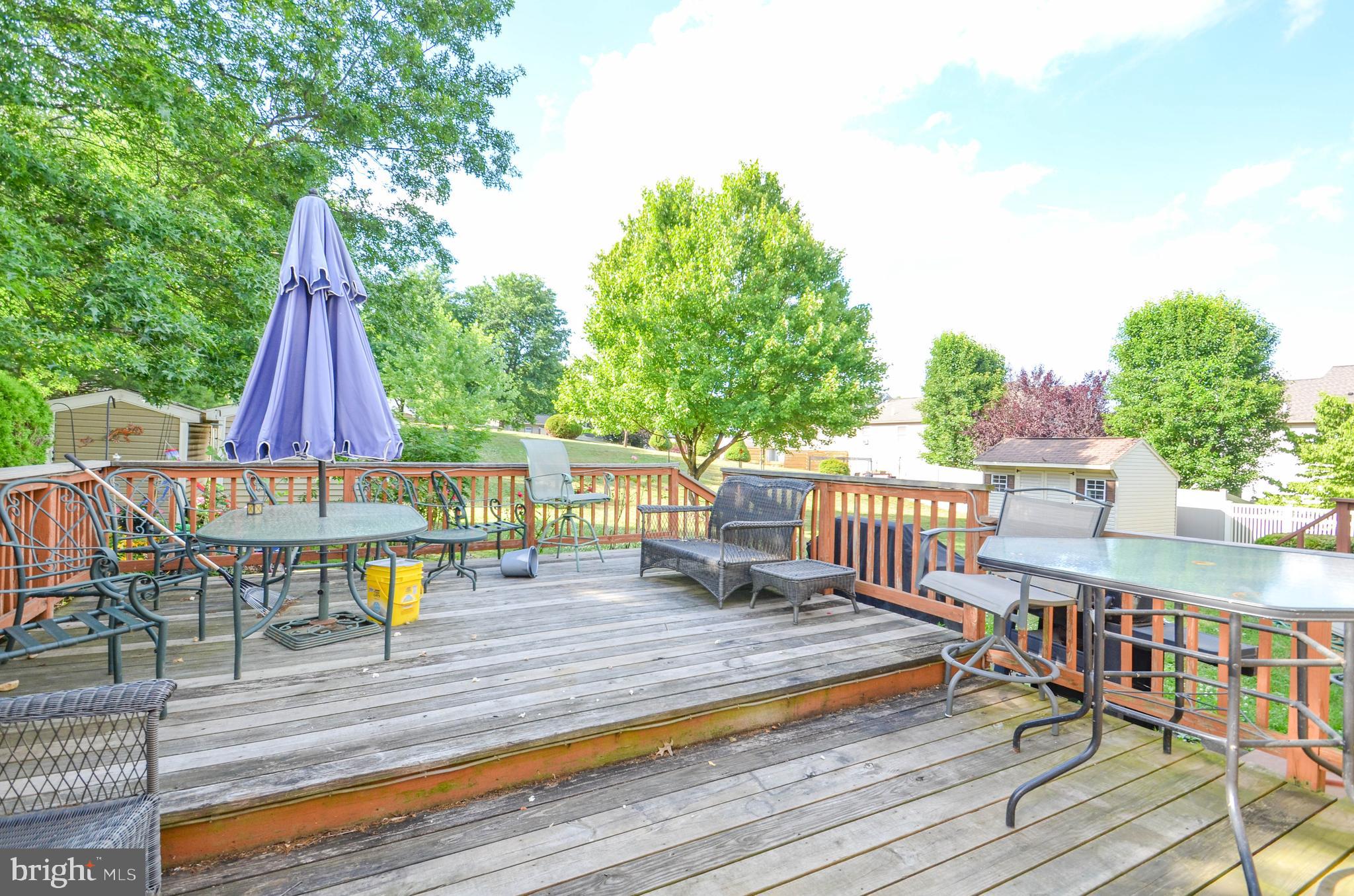 123 Grape Street Whitehall, PA 18052 - Photo 2 of 9