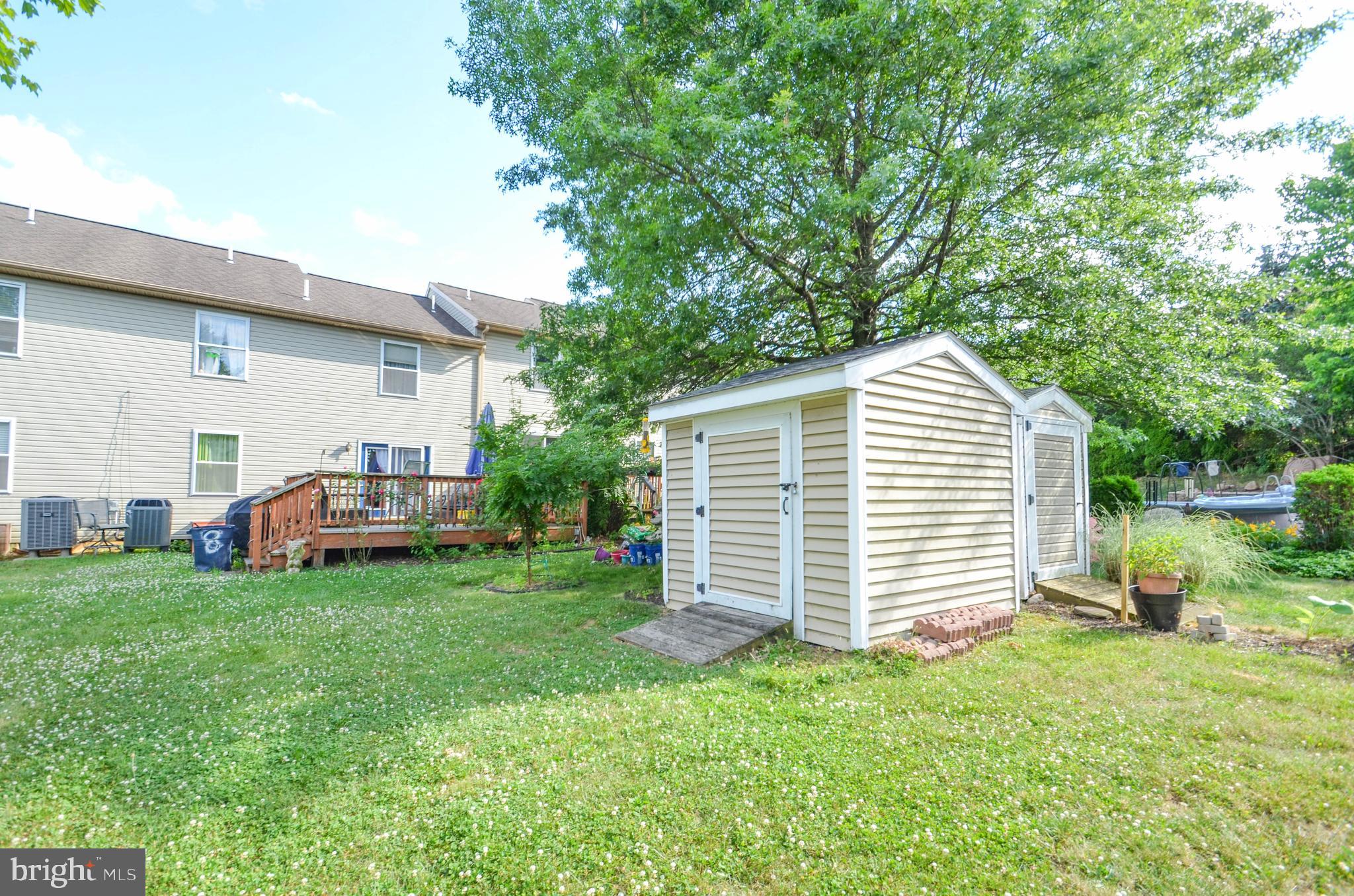 123 Grape Street Whitehall, PA 18052 - Photo 3 of 9