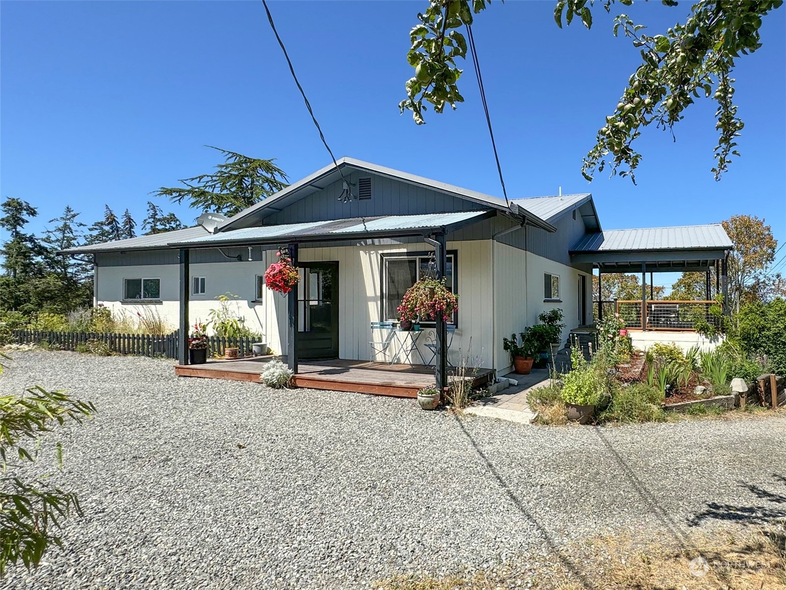 1032 West Sequim Bay Road Sequim, WA 98382 - Photo 2 of 40