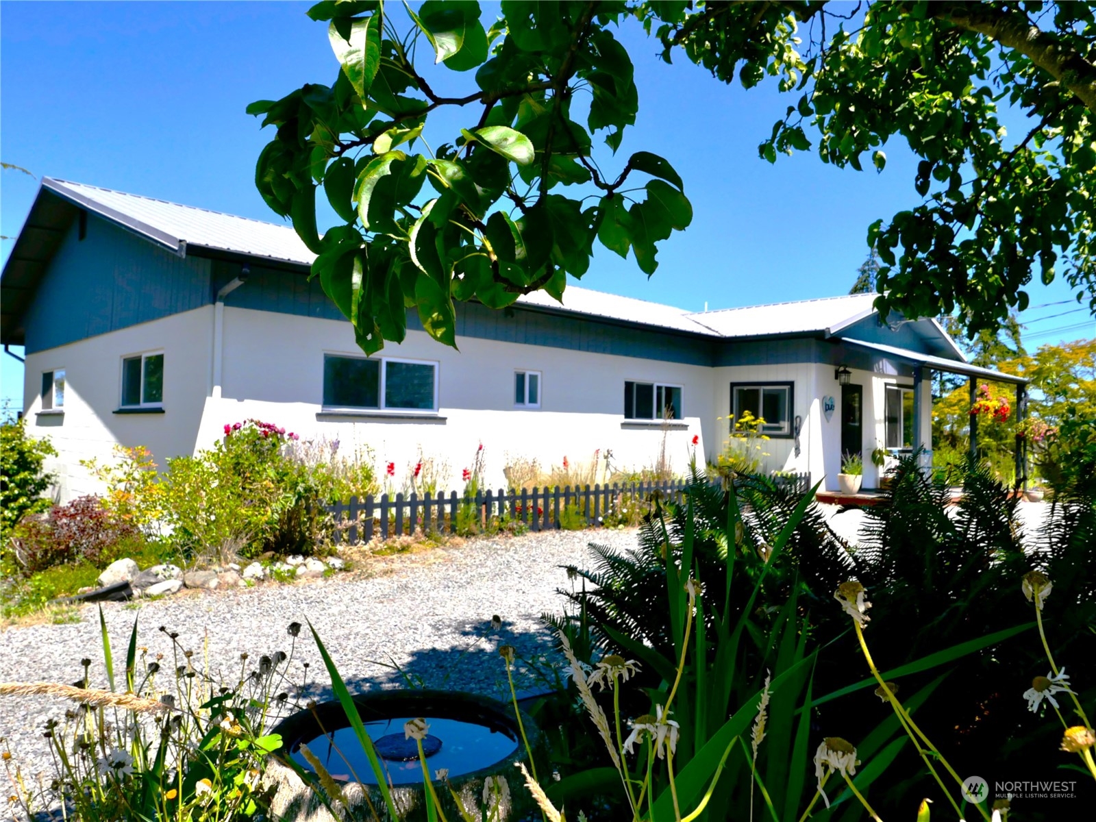 1032 West Sequim Bay Road Sequim, WA 98382 - Photo 4 of 40