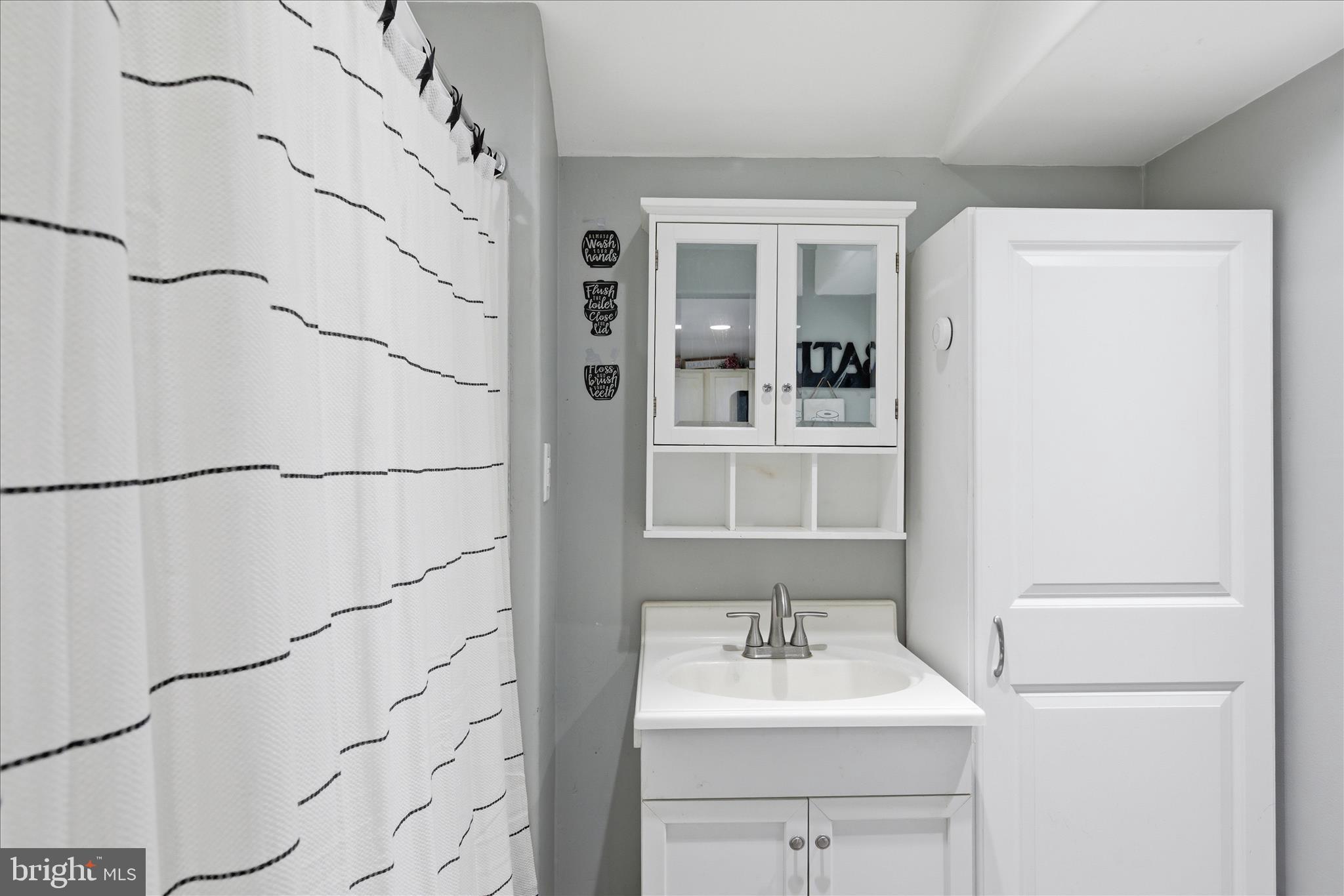 33150 Peach Orchard Road Pocomoke City, MD 21851 - Photo 10 of 40 Full Bath