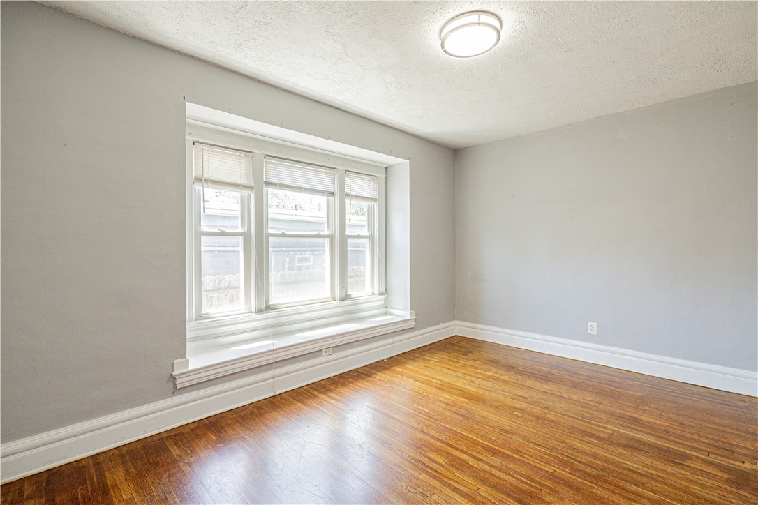 1915 South Avenue Rochester, NY 14620 - Photo 6 of 23