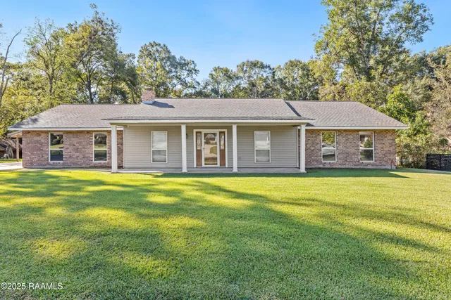 $290,000 | 169 Greenfield Drive, Carencro, LA 70520