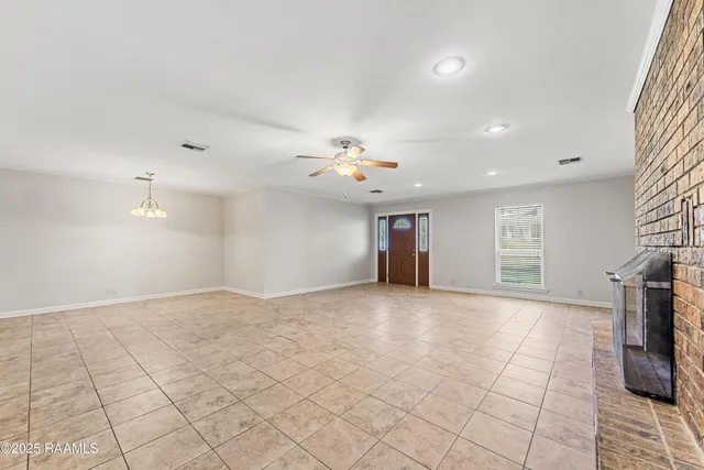 $290,000 | 169 Greenfield Drive, Carencro, LA 70520