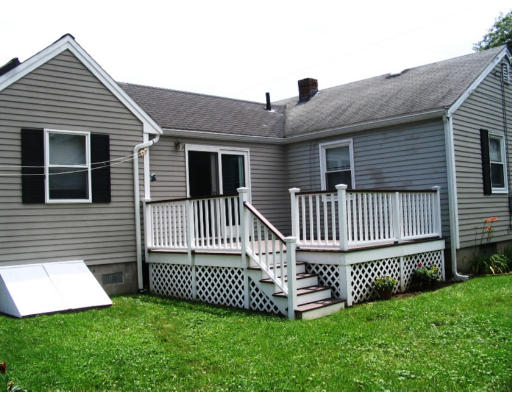 17 Linden Road Gloucester, MA 01930 - Photo 2 of 11 Gallery Image 2