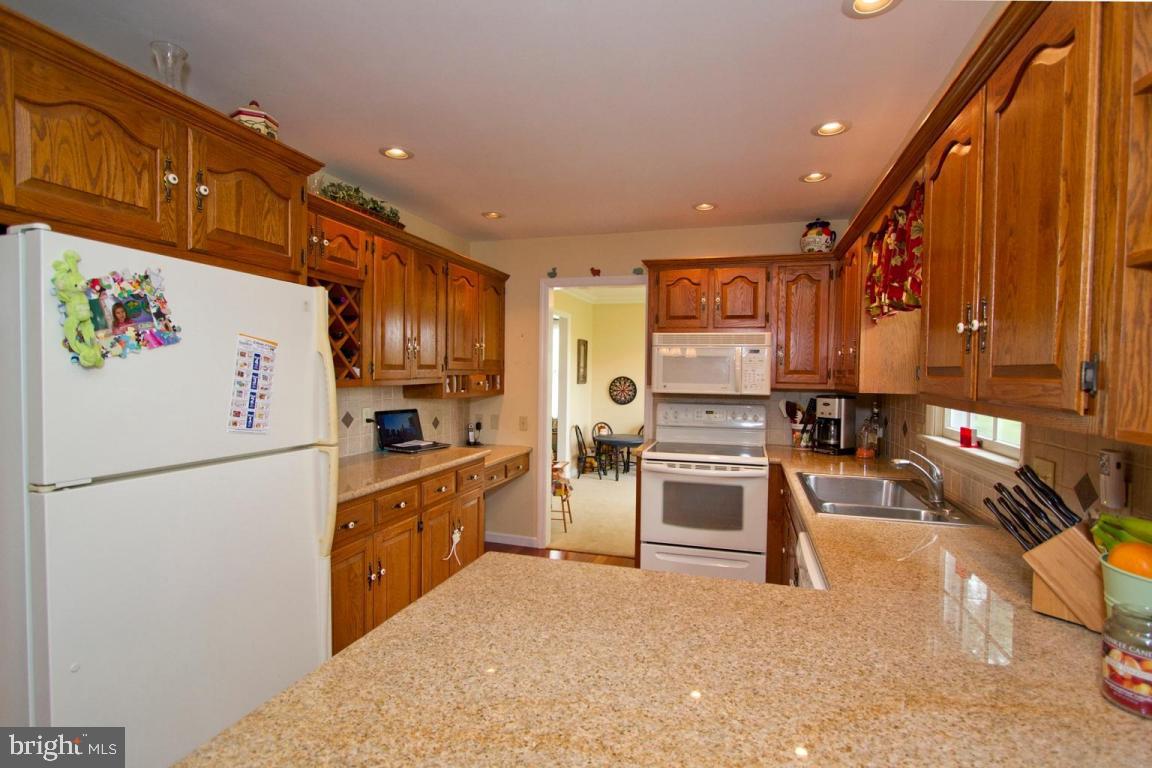 10 Center Square Road Leola, PA 17540 - Photo 14 of 38 Gallery Image 14