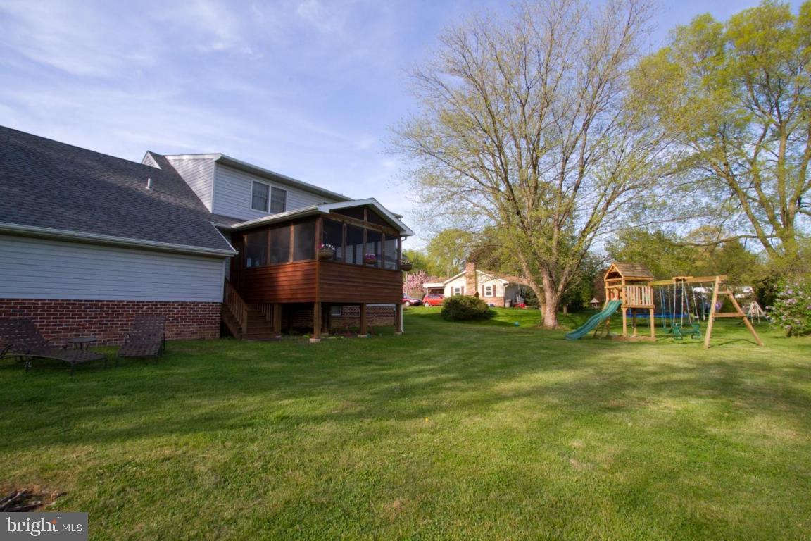 10 Center Square Road Leola, PA 17540 - Photo 3 of 38 Gallery Image 3