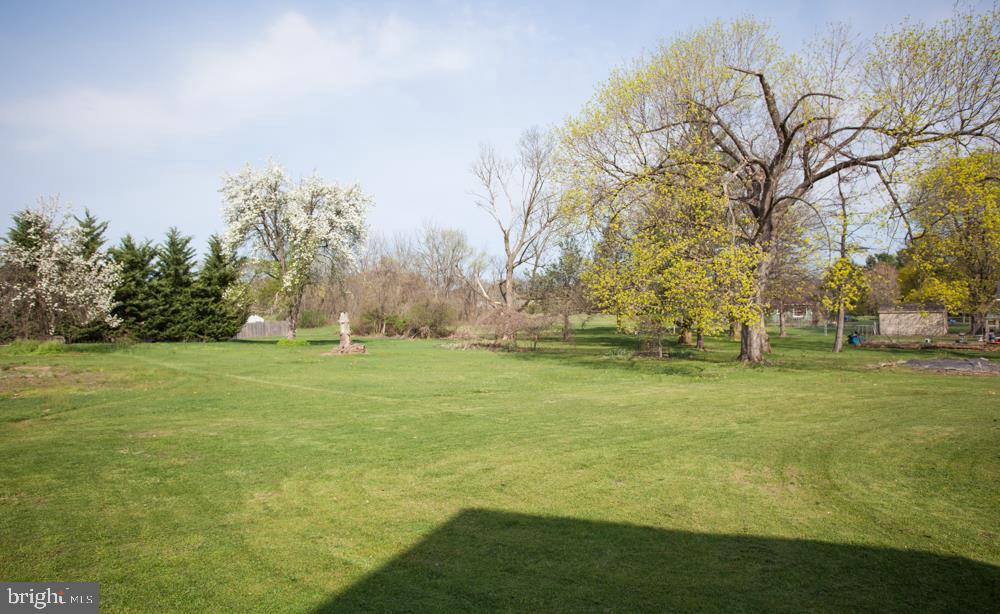 10 Meeting House Spring Road Carlisle, PA 17013 - Photo 3 of 25 Gallery Image 3