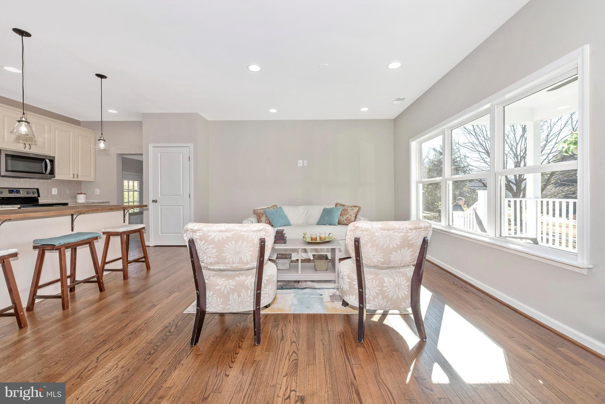 5411 Sidney Road Mount Airy, MD 21771 - Photo 5 of 32 Interior - family room.
