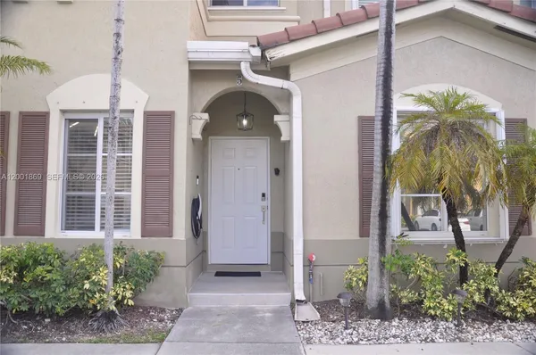 $3,300 | 8261 Northwest 107th Court, Unit 510, Doral, FL 33178