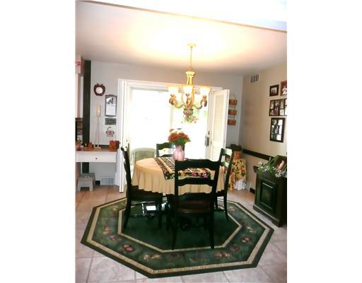 179 Hall Road Aliquippa, PA 15001 - Photo 15 of 16 Dining Room.