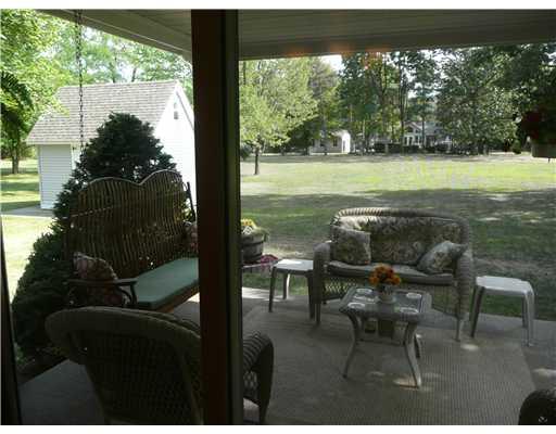 179 Hall Road Aliquippa, PA 15001 - Photo 16 of 16 Patio/Deck.