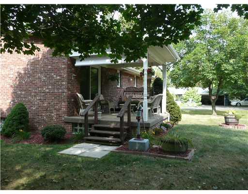 179 Hall Road Aliquippa, PA 15001 - Photo 3 of 16 Patio/Deck.