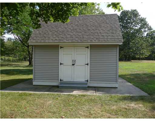 179 Hall Road Aliquippa, PA 15001 - Photo 6 of 16 Storage.