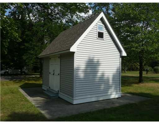 179 Hall Road Aliquippa, PA 15001 - Photo 7 of 16 Storage.