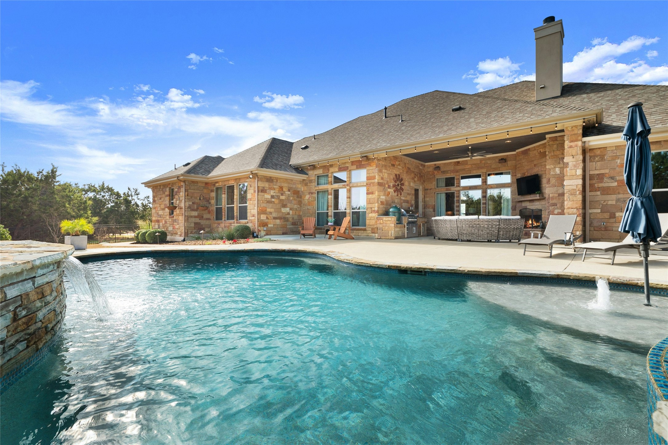 Tranquility awaits! Enjoy your privacy and in a greenbelt only steps from your backdoor!