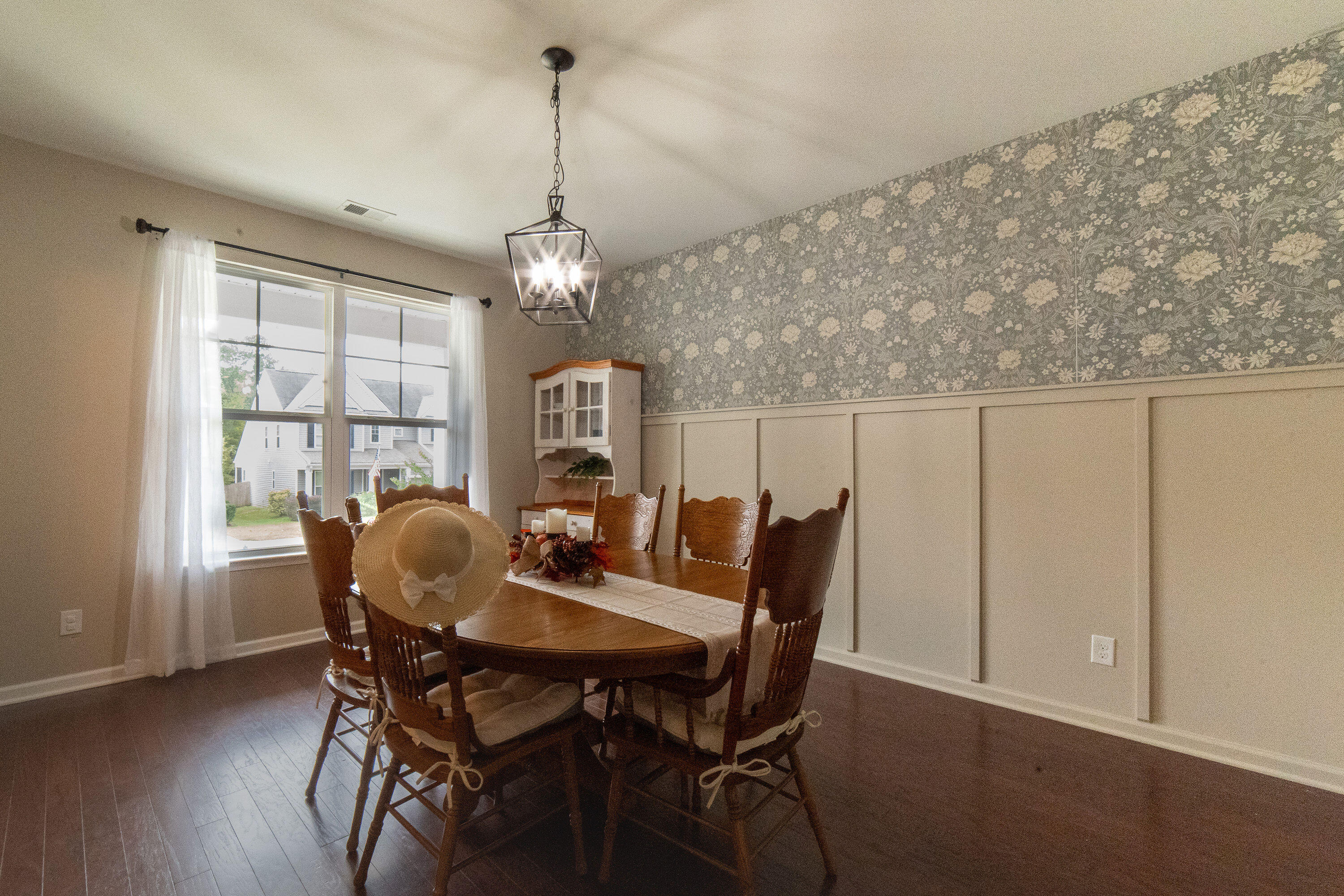 178 Hickory Ridge Way Summerville, SC 29483 - Photo 6 of 28 HRNOV3(3of12)