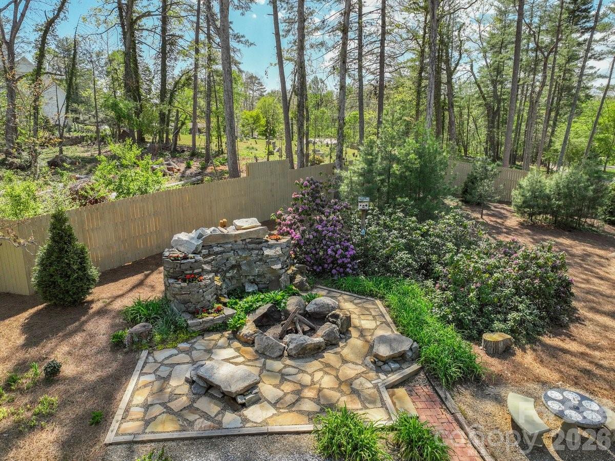 68 Acorn Road Asheville, NC 28804 - Photo 42 of 47 Gallery Image 42