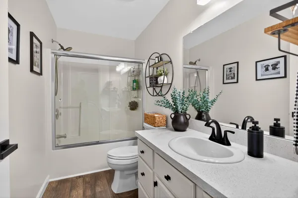 $457,900 | 767 Berkshire Drive, Saline, MI 48176