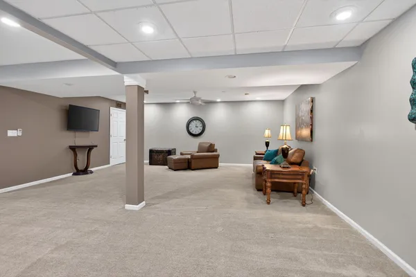 $457,900 | 767 Berkshire Drive, Saline, MI 48176