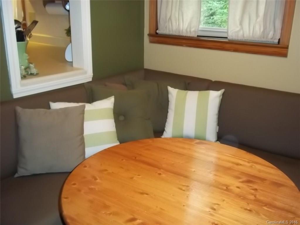 547 Robin Hood Road Brevard, NC 28712 - Photo 8 of 24 Gallery Image 8
