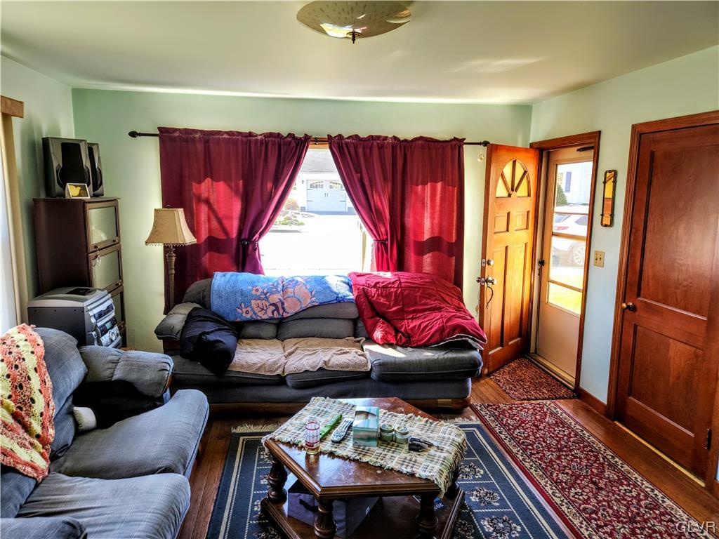 418 Center Street Slatington, PA 18080 - Photo 9 of 23 Gallery Image 9