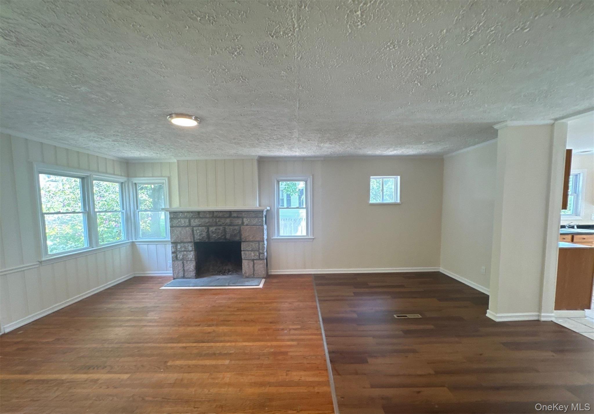6900 Main Bayview Road Southold, NY 11971 - Photo 4 of 14