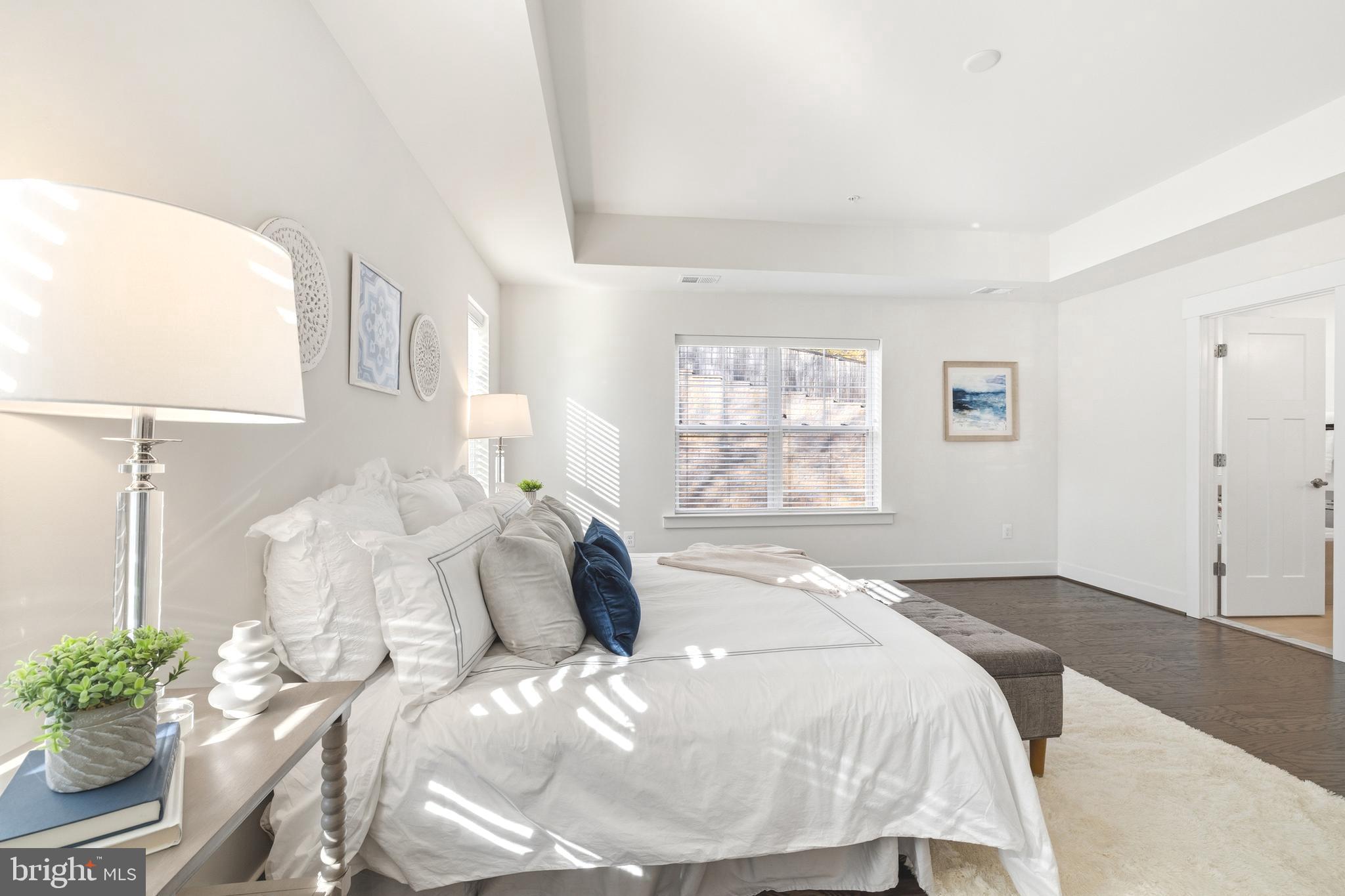 550 Broadneck Road Annapolis, MD 21409 - Photo 24 of 63 a bedroom with a bed and a window