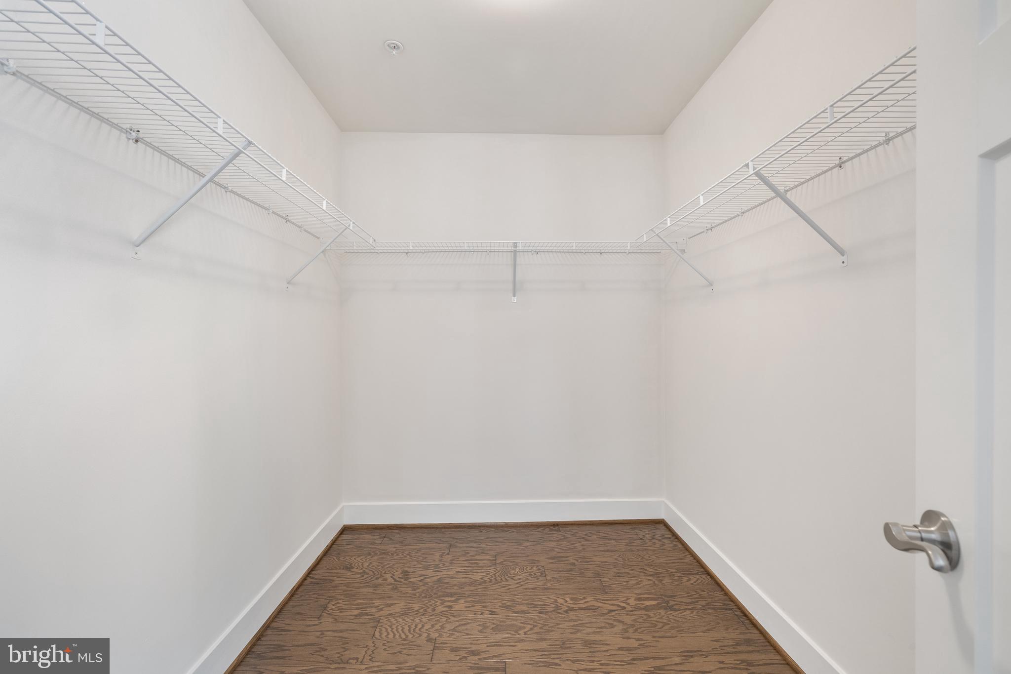 550 Broadneck Road Annapolis, MD 21409 - Photo 28 of 63 a view of a small space